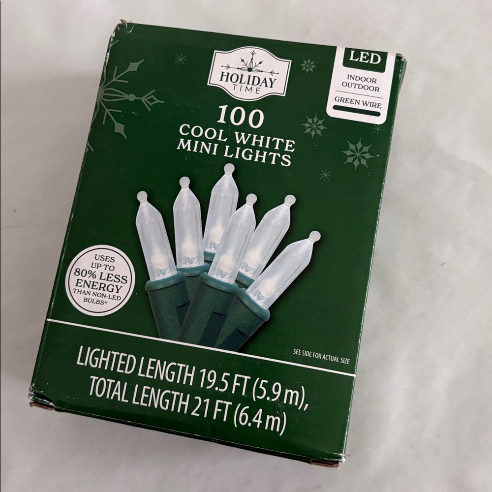 Holiday Time Festive cool white LED Lights 100 count indoor outdoor 9.5 ft New